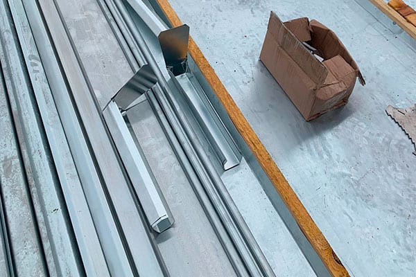 Detail zinc